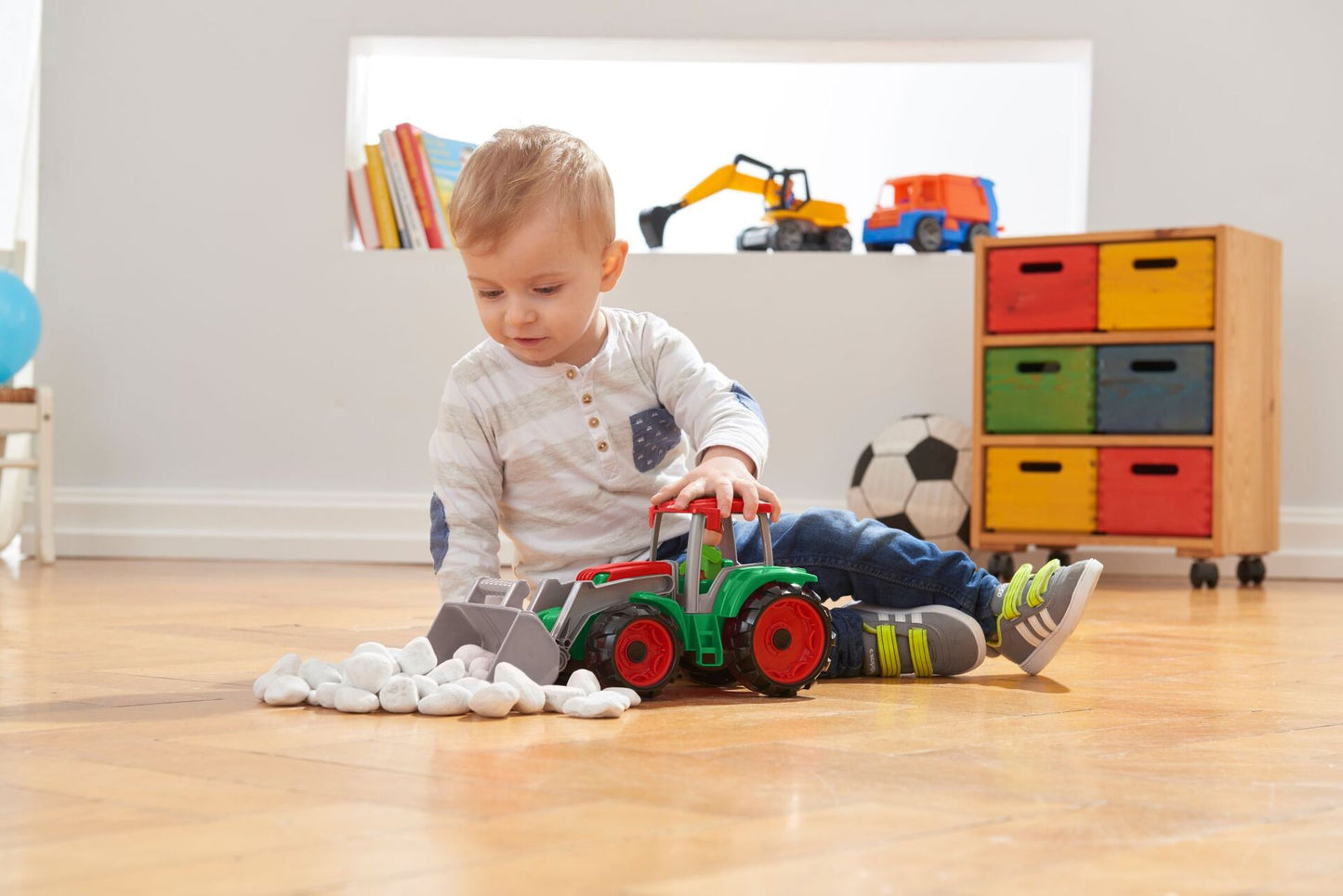 Traktor mit Frontschaufel