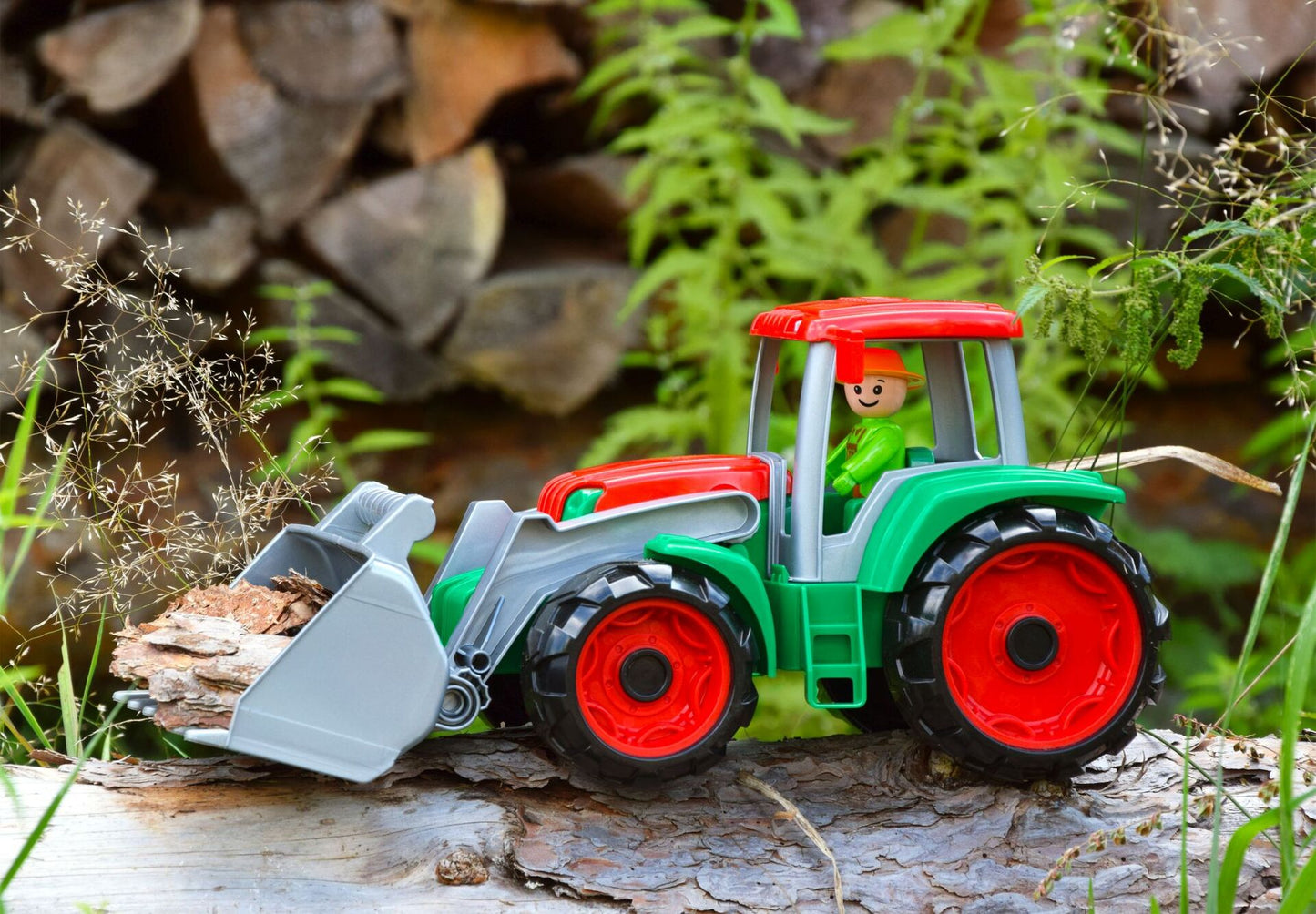 Traktor mit Frontschaufel