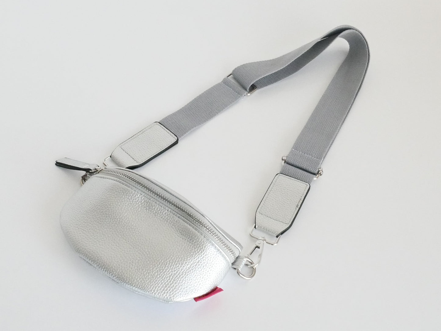 Bauchtasche: silber