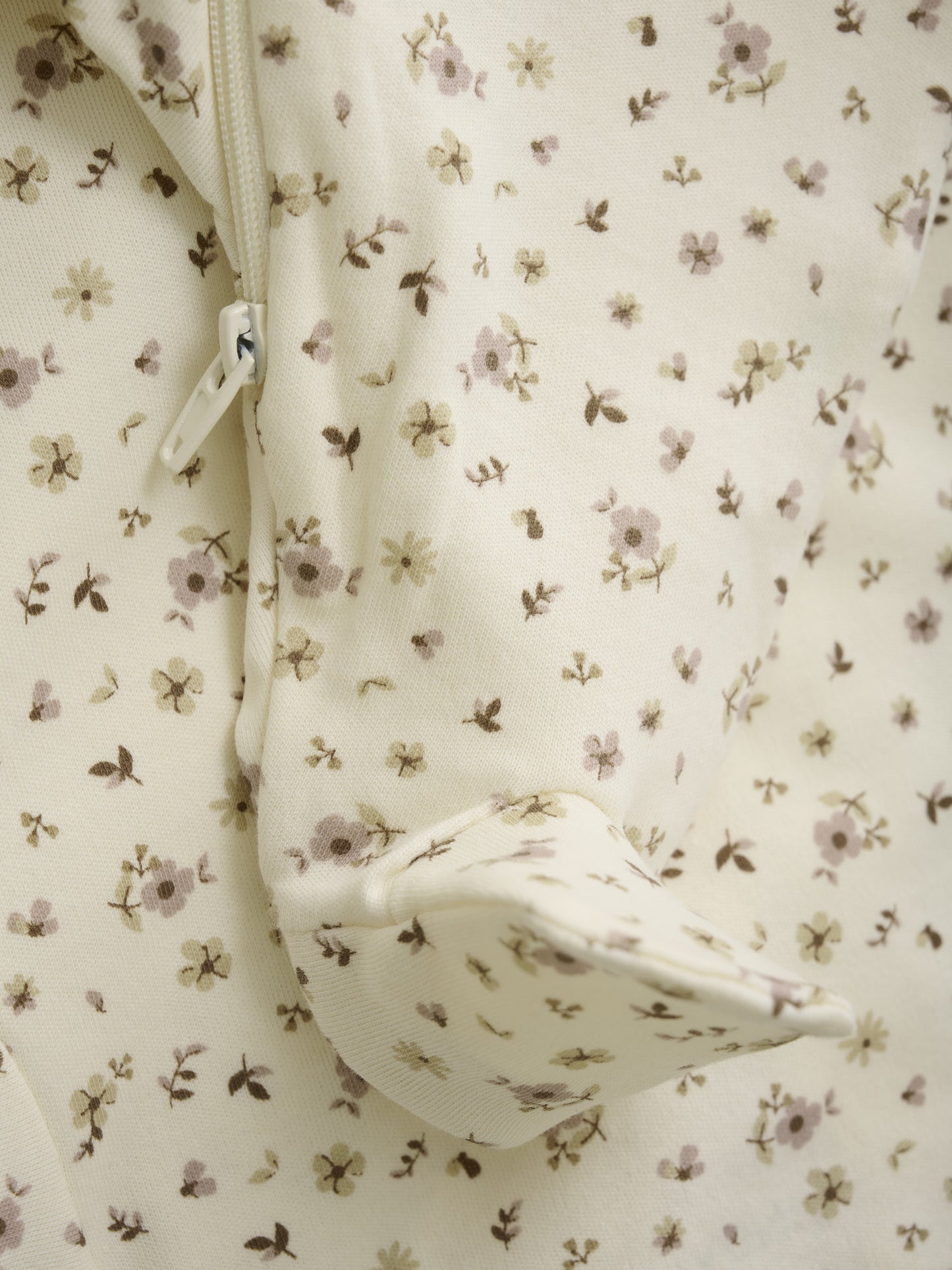 Strampler: beige,blumen