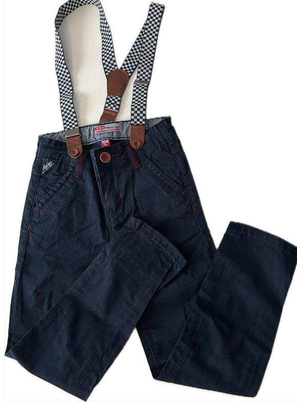 Hose mit Hosenträger Gr 104