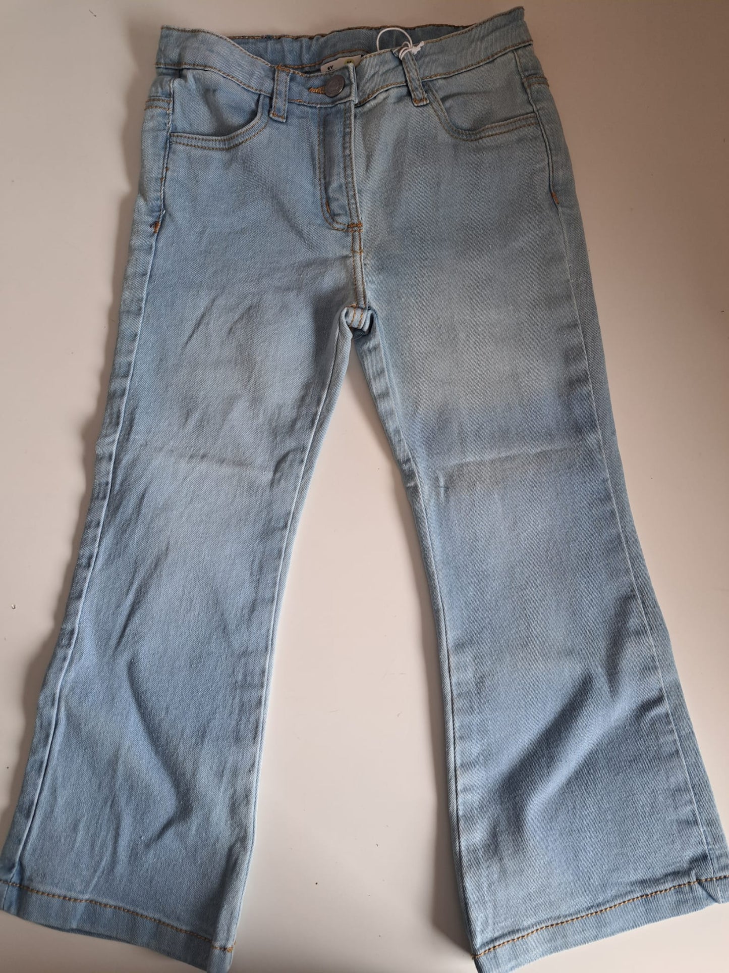 Jeanshose Schlag hellblau