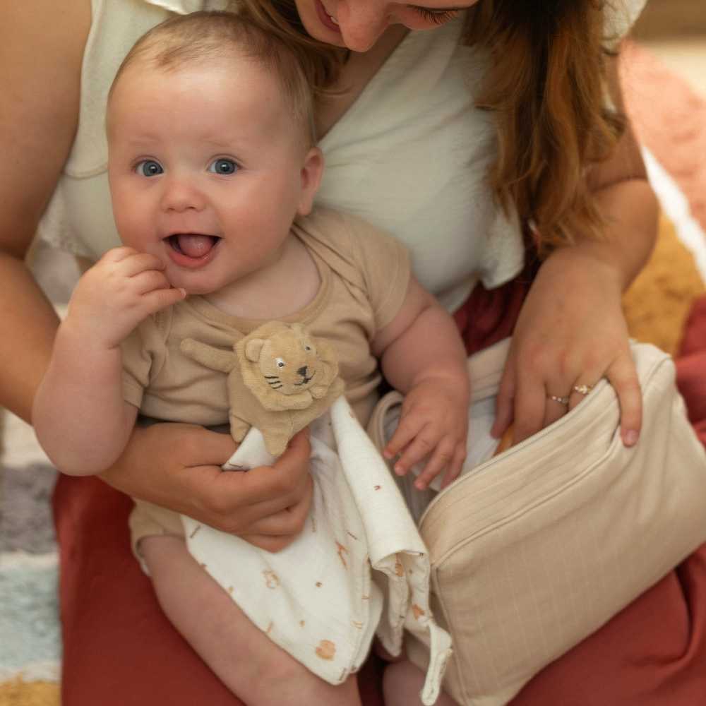 Trois Kilos Sept Kuscheltuch: Löwe: beige, Braun